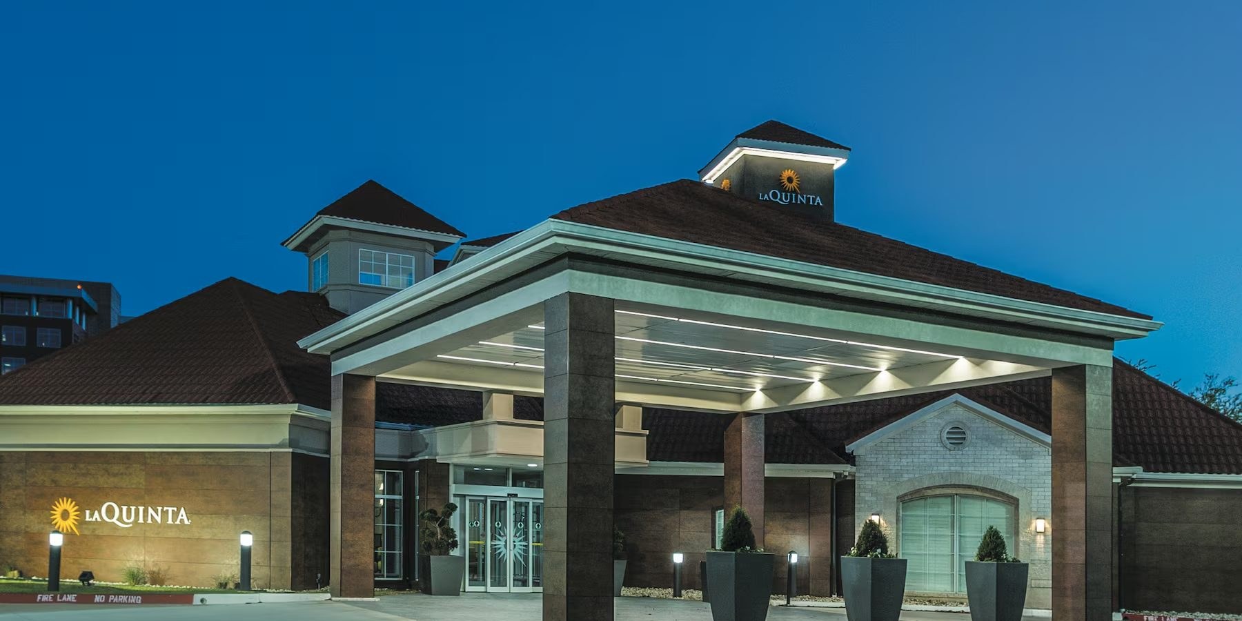 La Quinta West Plano exterior